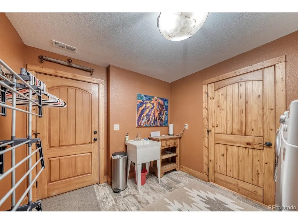 2977 High Creek Road Fairplay, CO 80440