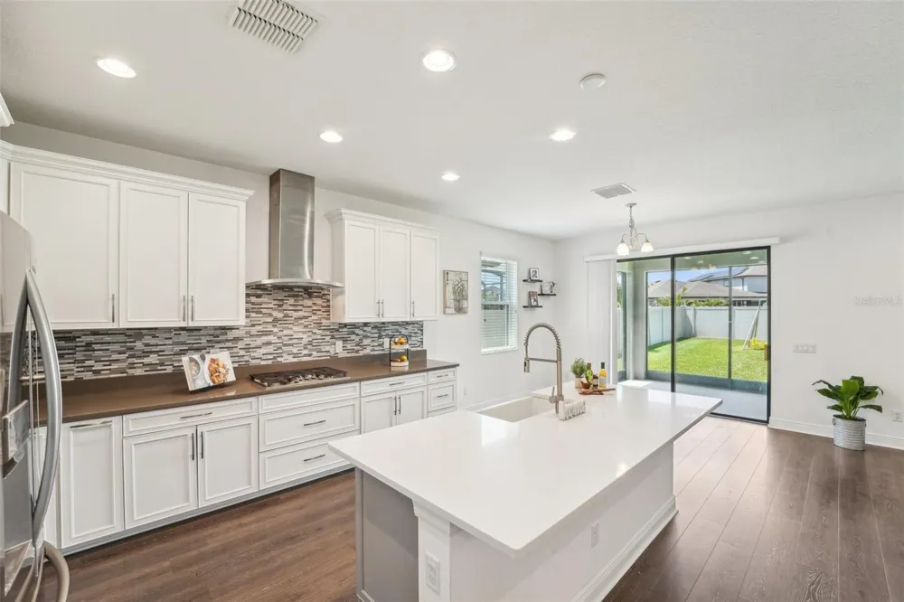 1741 CHERRY WALK ROAD Lutz, FL 33558