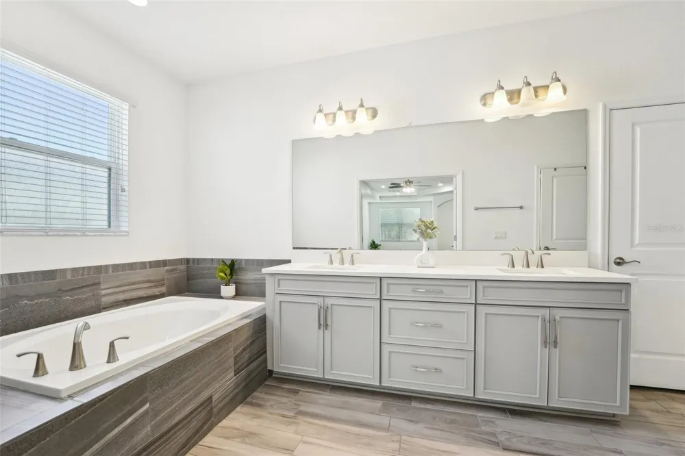 1741 CHERRY WALK ROAD Lutz, FL 33558