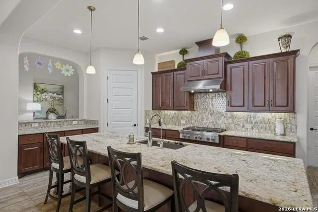 19506 Cresta Alto San Antonio, TX 78256