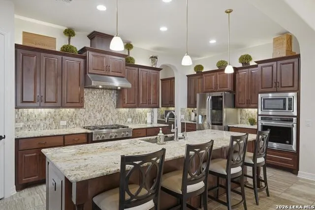 19506 Cresta Alto San Antonio, TX 78256