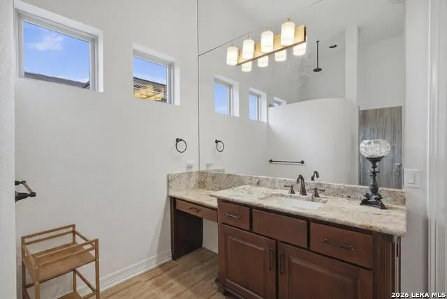 19506 Cresta Alto San Antonio, TX 78256