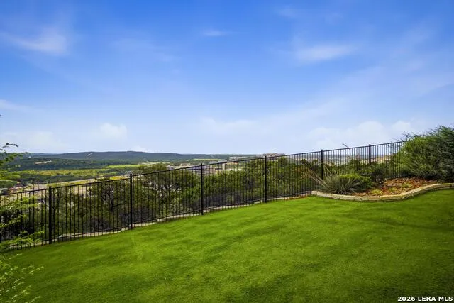 19506 Cresta Alto San Antonio, TX 78256