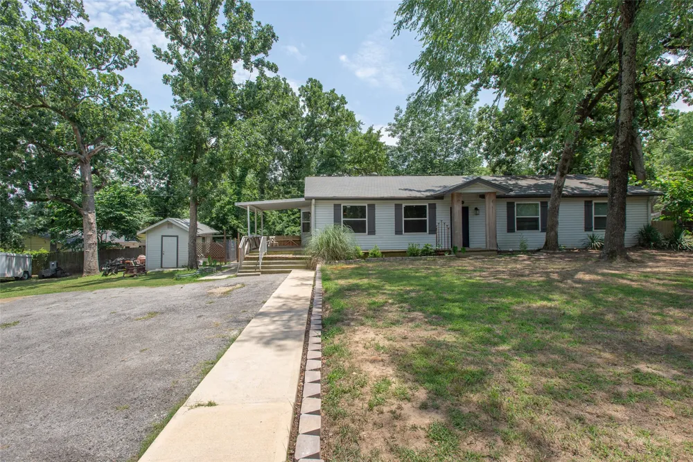 630 Cedarcrest Drive Tool, TX 75143