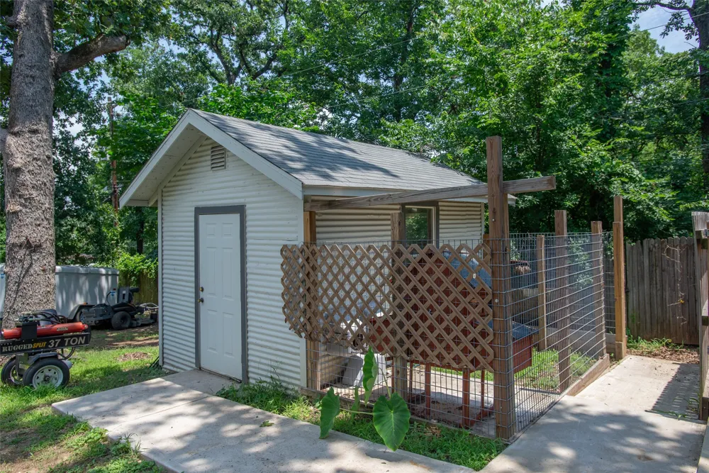 630 Cedarcrest Drive Tool, TX 75143