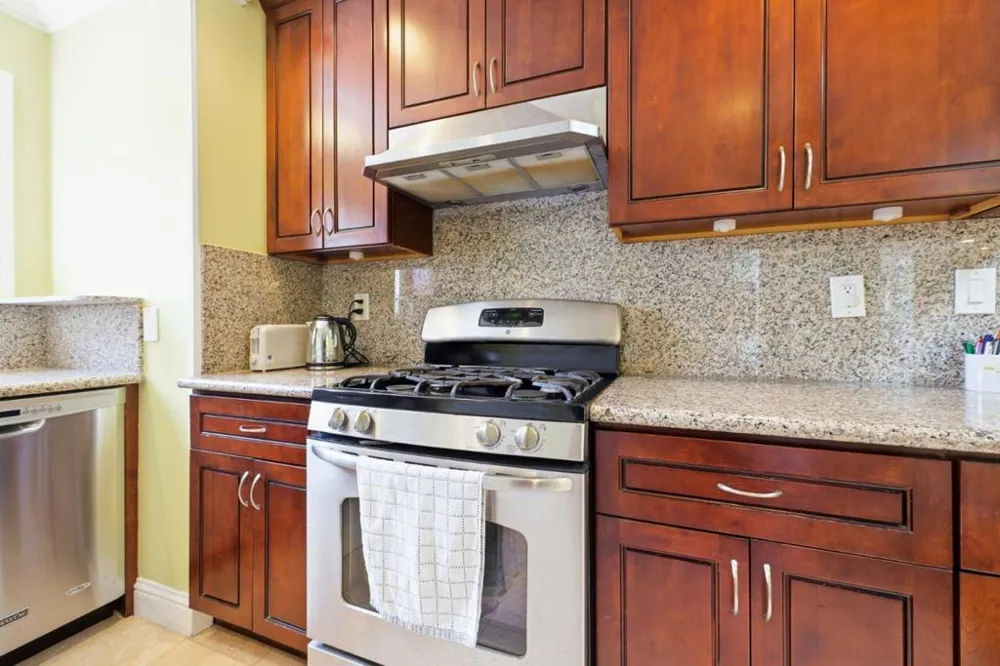 33713 Colgate Drive Union City, CA 94587