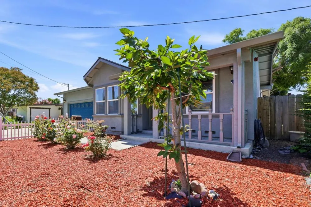 33713 Colgate Drive Union City, CA 94587