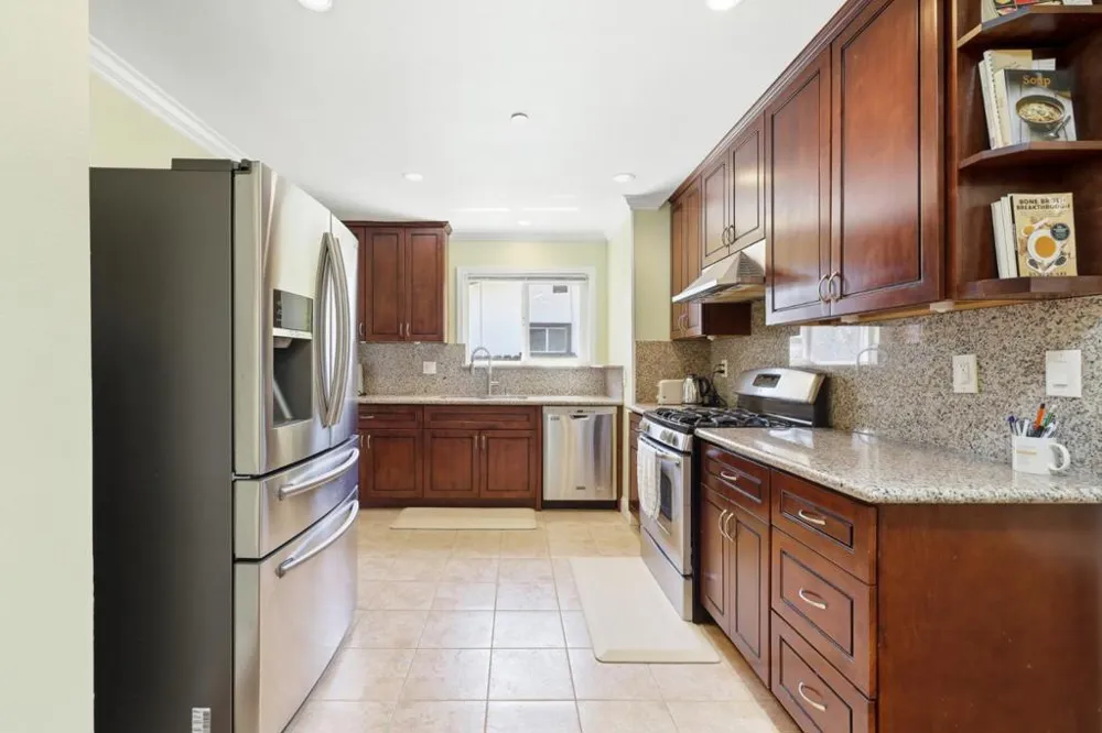 33713 Colgate Drive Union City, CA 94587