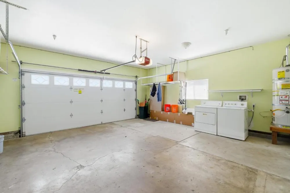 33713 Colgate Drive Union City, CA 94587