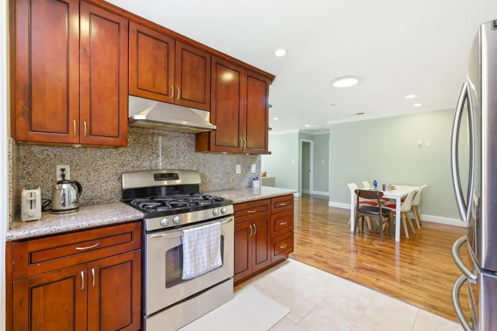 33713 Colgate Drive Union City, CA 94587