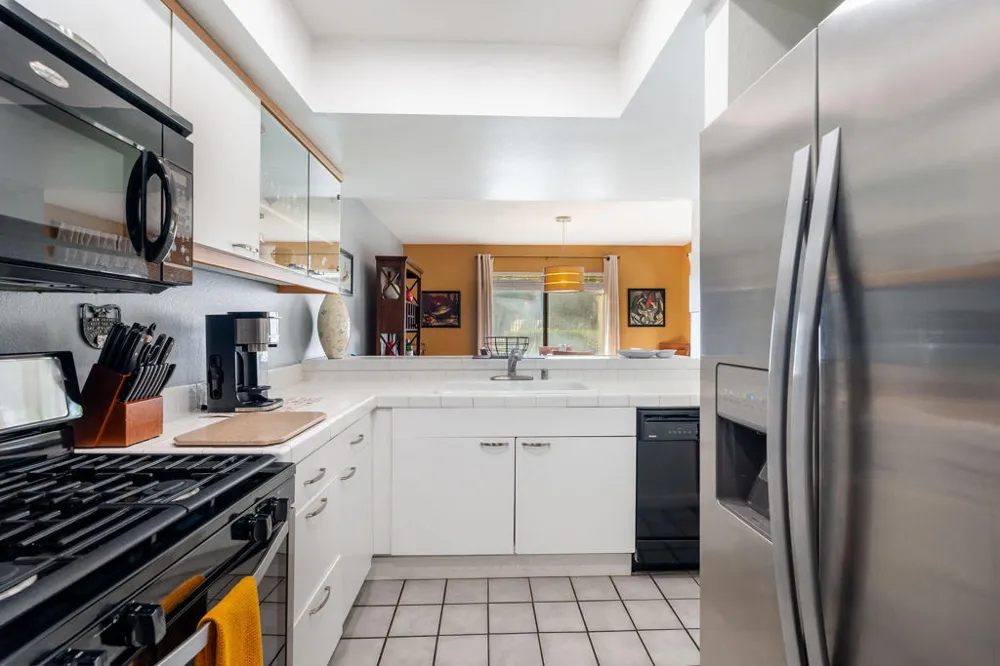 35200 Cathedral Canyon Drive #B10 Cathedral City, CA 92234