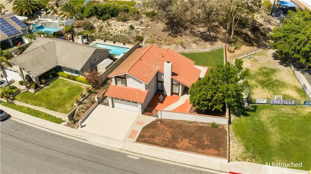 23992 Via La Coruna Mission Viejo, CA 92691