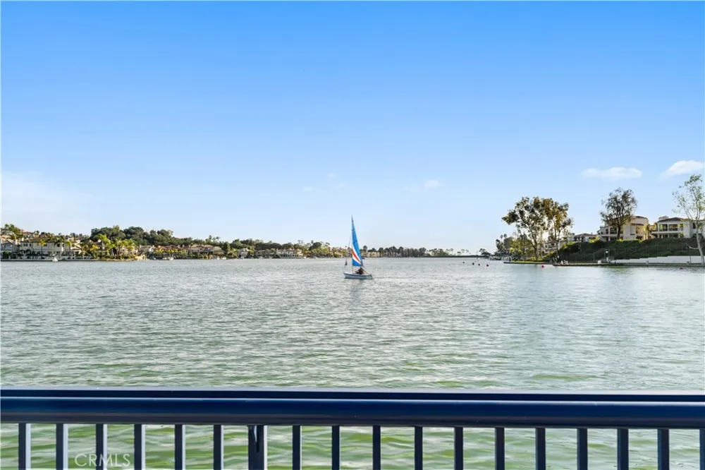 23992 Via La Coruna Mission Viejo, CA 92691