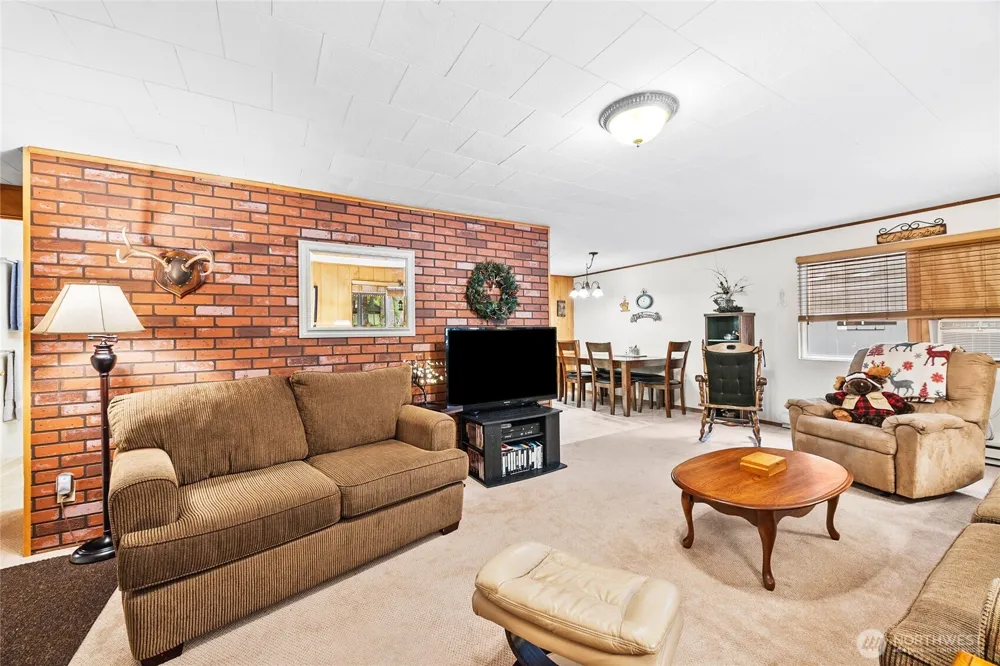 142 Butter Creek Lane Packwood, WA 98361