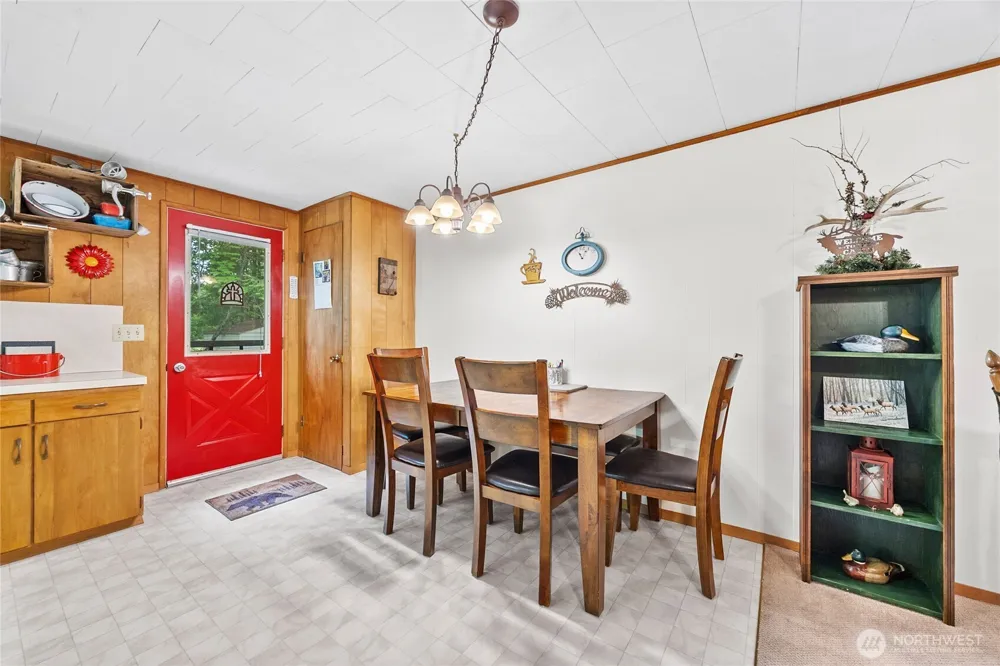 142 Butter Creek Lane Packwood, WA 98361