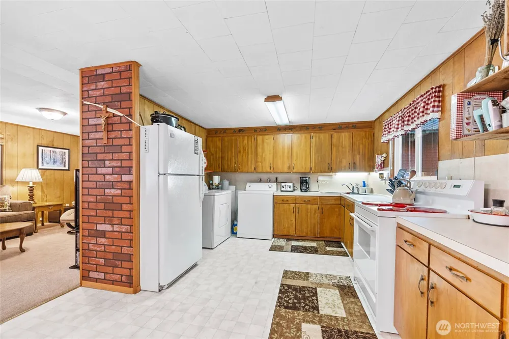142 Butter Creek Lane Packwood, WA 98361