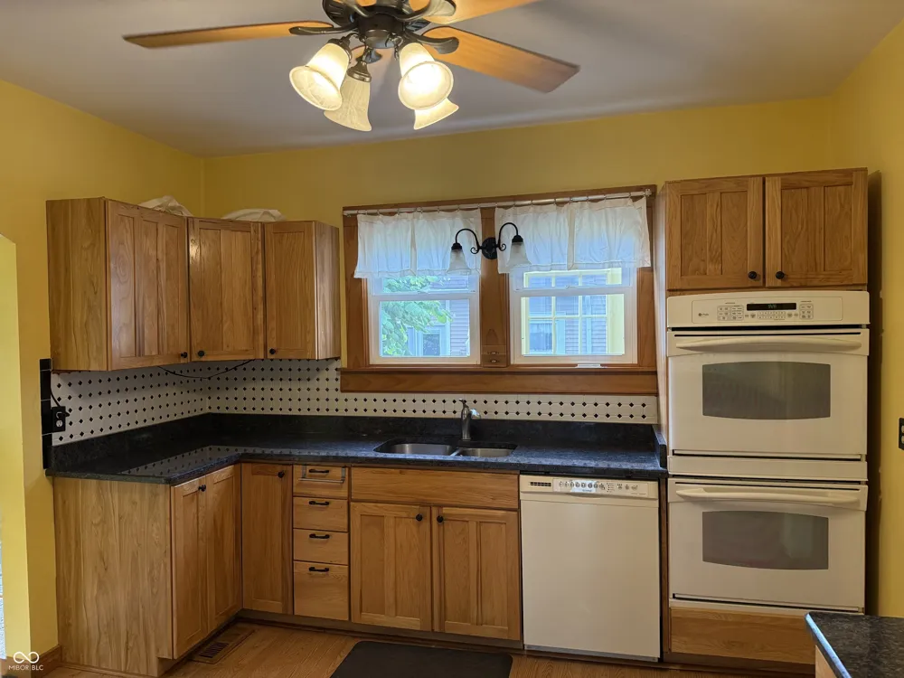 225 S Franklin Street Knightstown, IN 46148