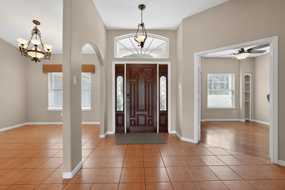 410 Pinehurst Drive New Ulm, TX 78950