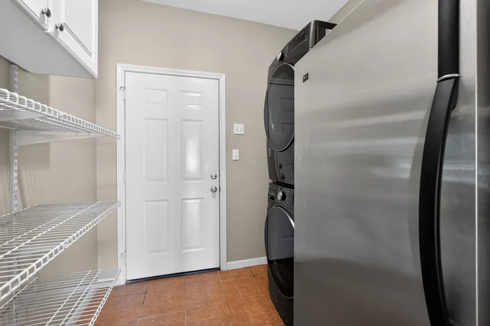 410 Pinehurst Drive New Ulm, TX 78950