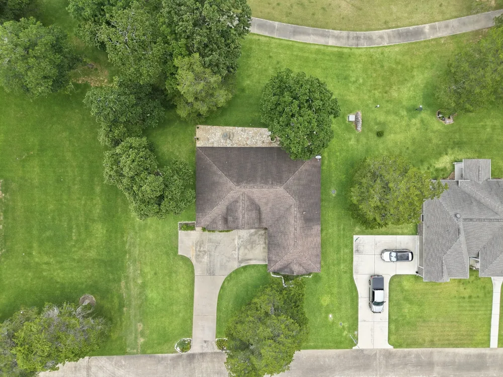 410 Pinehurst Drive New Ulm, TX 78950