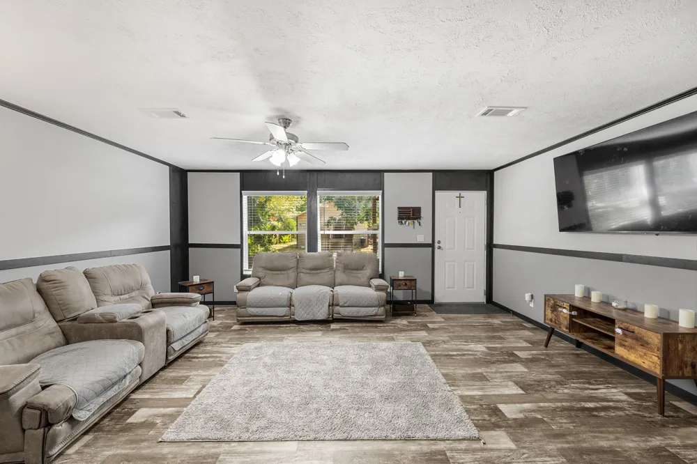 592 Oaklawn Drive Rockdale, TX 76567