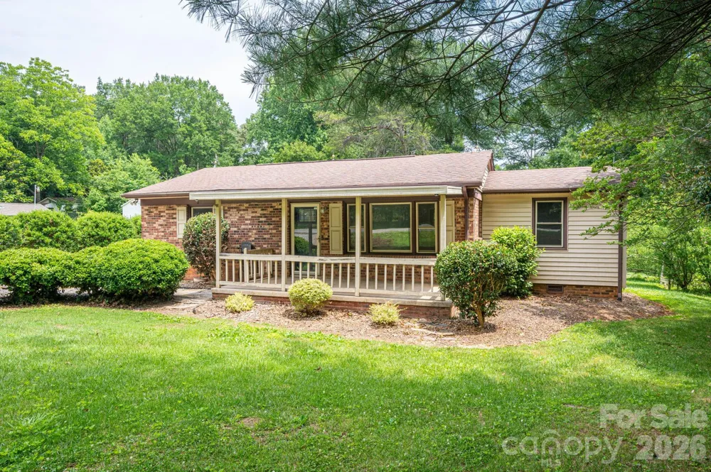 626 Dallas Spencer Mtn Road Dallas, NC 28034