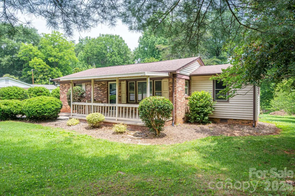 626 Dallas Spencer Mtn Road Dallas, NC 28034