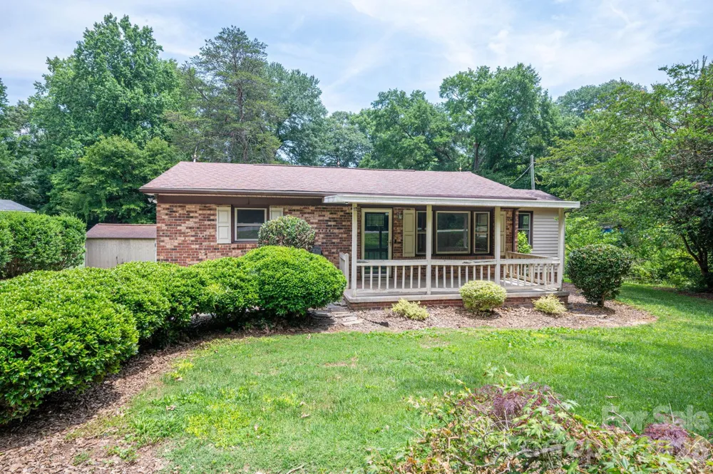 626 Dallas Spencer Mtn Road Dallas, NC 28034