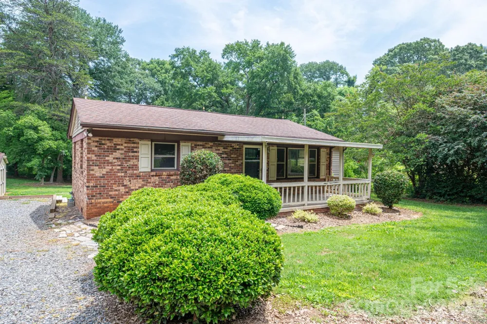 626 Dallas Spencer Mtn Road Dallas, NC 28034