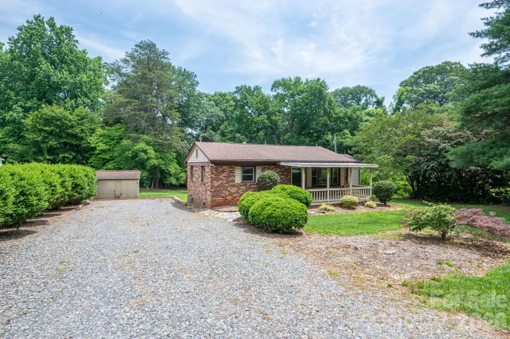 626 Dallas Spencer Mtn Road Dallas, NC 28034