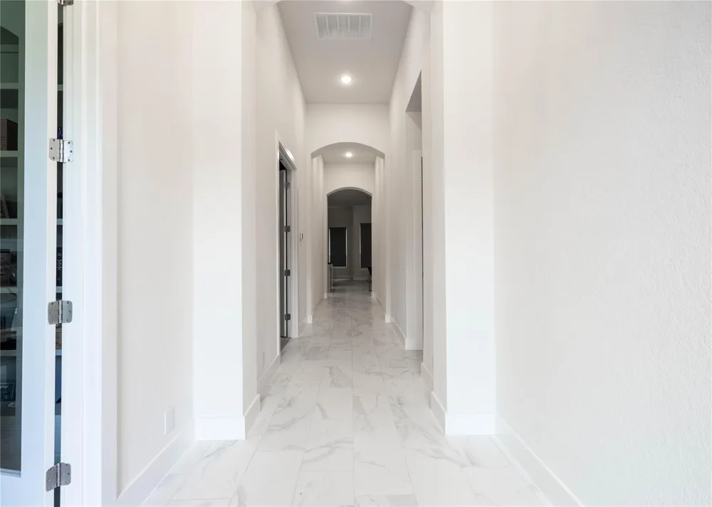 7015 Cantera Manor Boulevard San Antonio, TX 78255