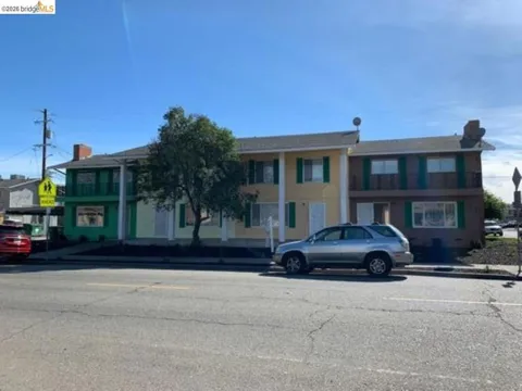 742 Ponce De Leon Ave