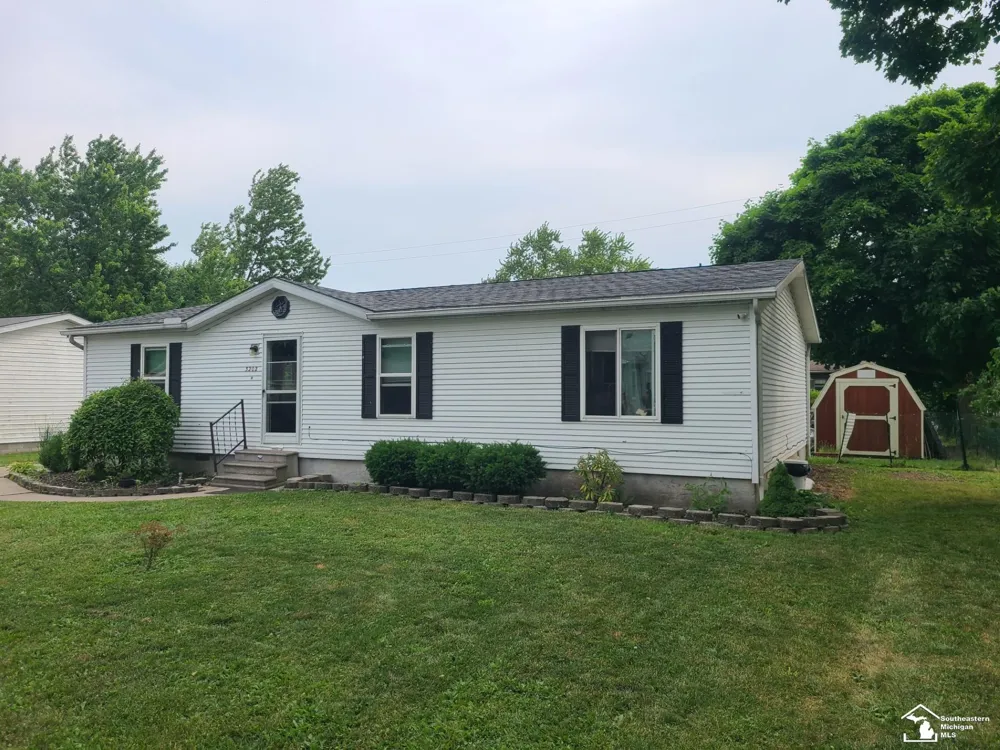 3202 Ferndale Street Frenchtown Township, MI 48162