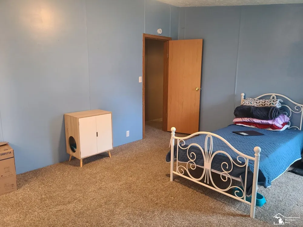 3202 Ferndale Street Frenchtown Township, MI 48162