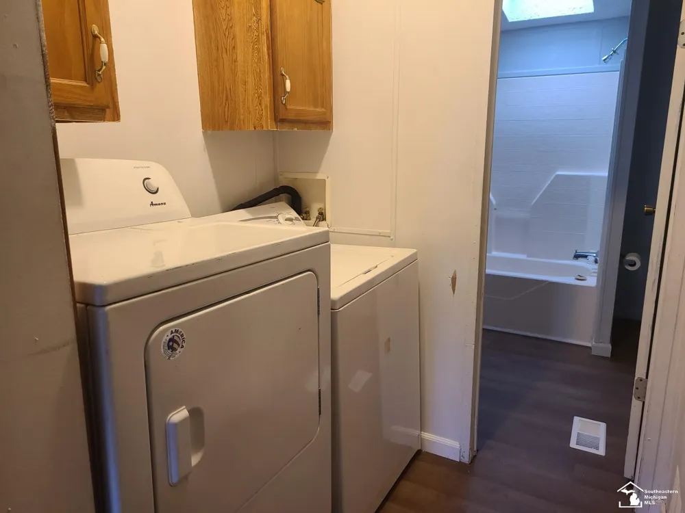 3202 Ferndale Street Frenchtown Township, MI 48162