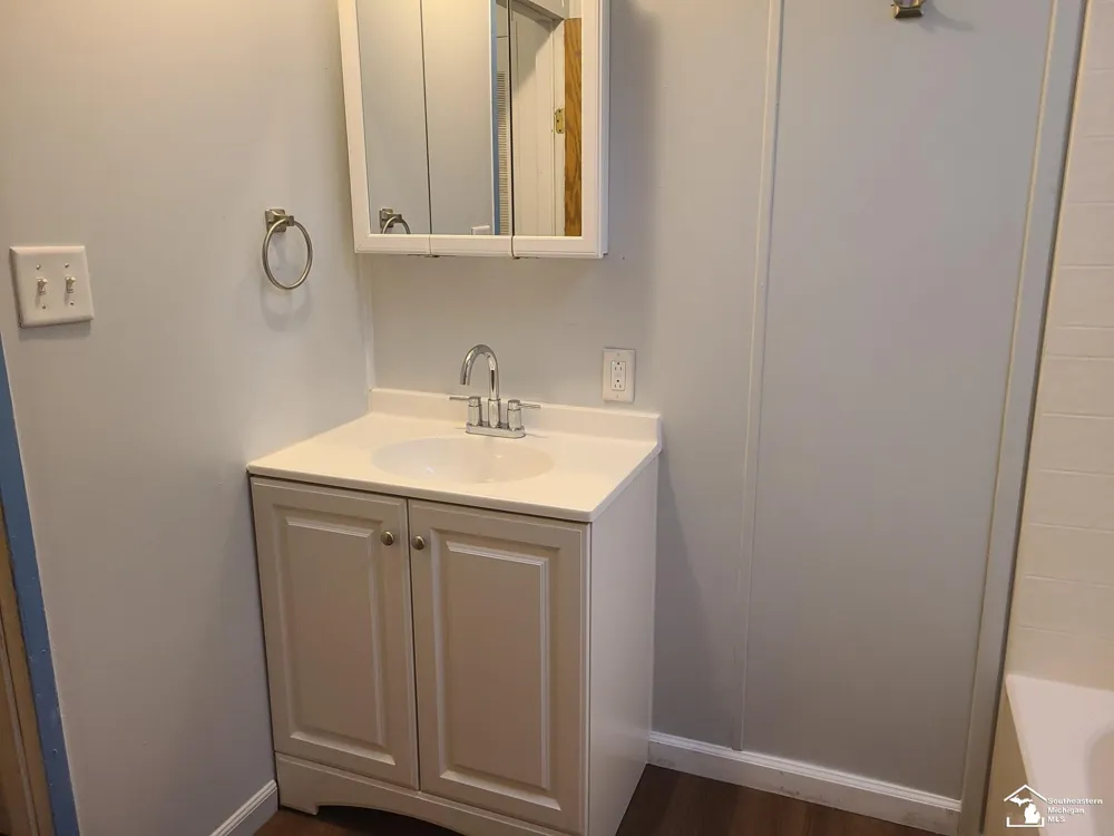 3202 Ferndale Street Frenchtown Township, MI 48162