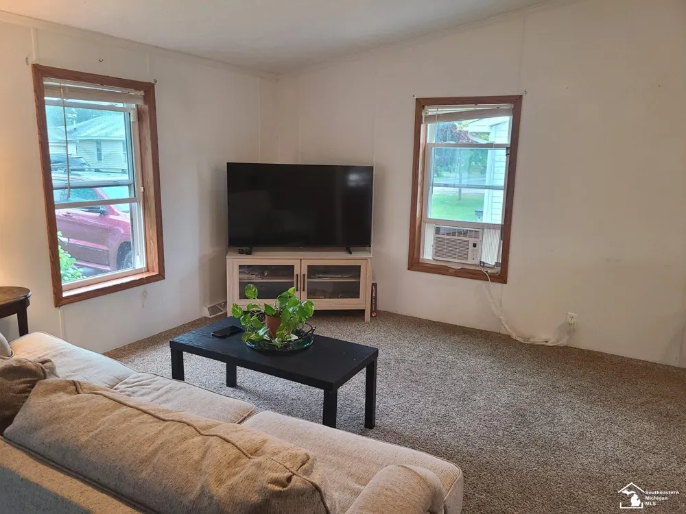 3202 Ferndale Street Frenchtown Township, MI 48162