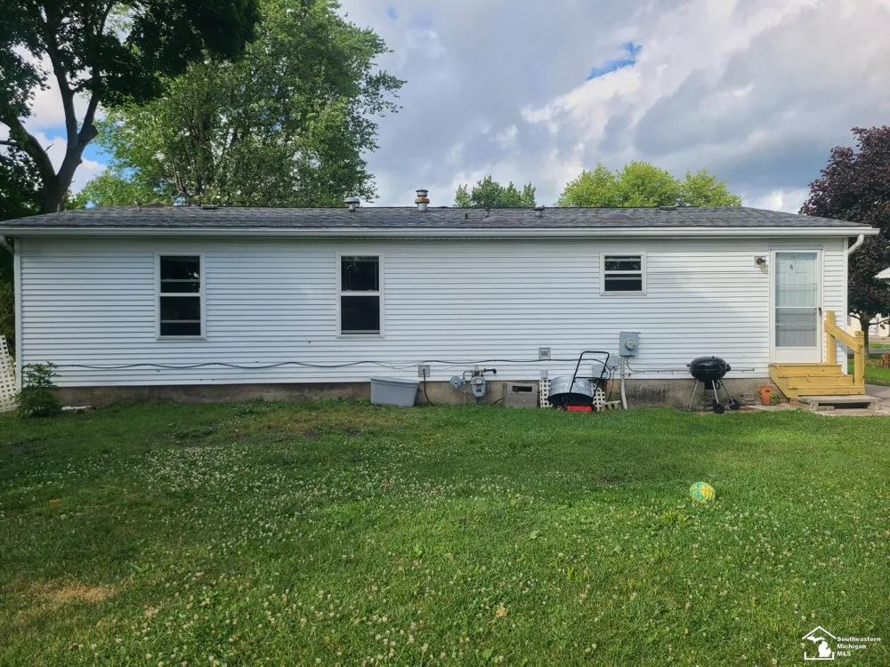 3202 Ferndale Street Frenchtown Township, MI 48162