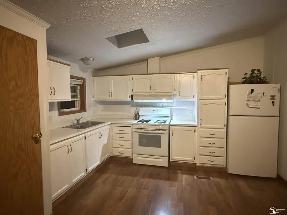 3202 Ferndale Street Frenchtown Township, MI 48162