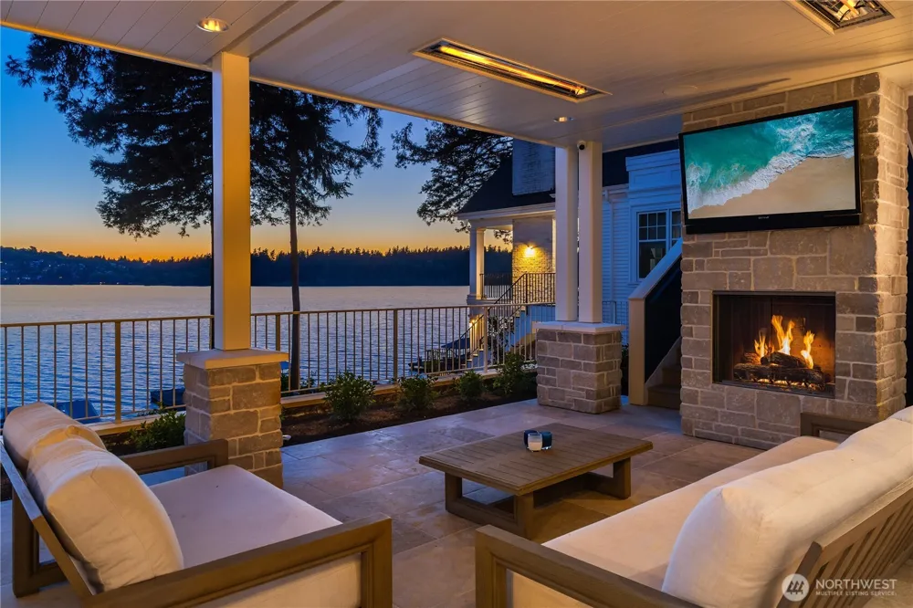 6333 77th Avenue SE Mercer Island, WA 98040
