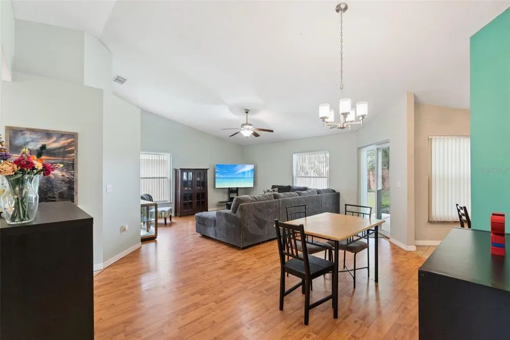319 STERLING LAKE DRIVE Ocoee, FL 34761