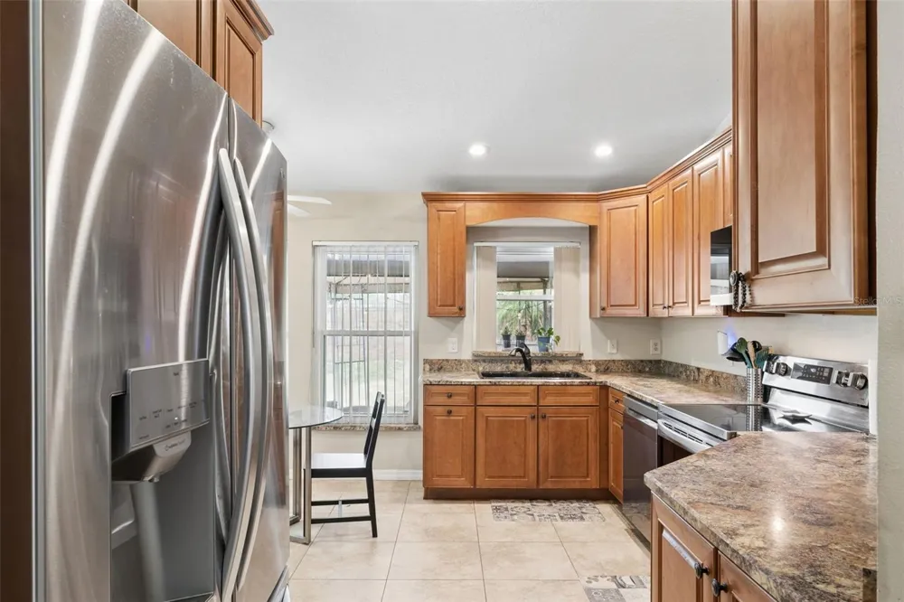 319 STERLING LAKE DRIVE Ocoee, FL 34761
