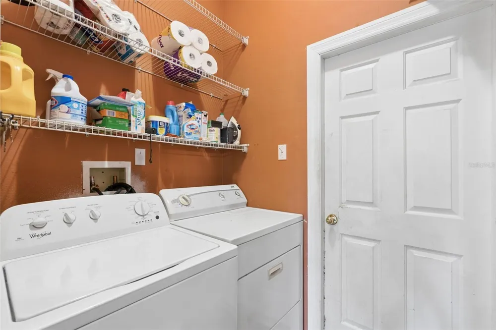 319 STERLING LAKE DRIVE Ocoee, FL 34761