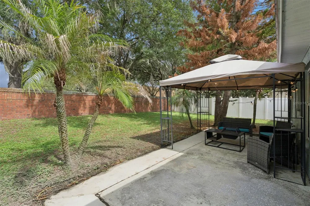 319 STERLING LAKE DRIVE Ocoee, FL 34761