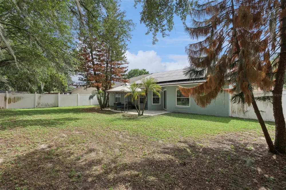 319 STERLING LAKE DRIVE Ocoee, FL 34761
