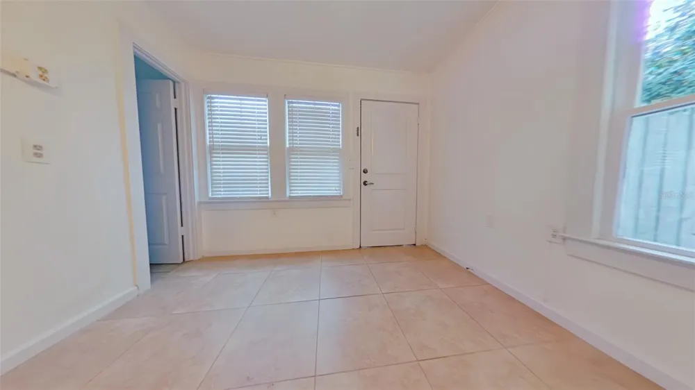 327 NW 15TH TERRACE Gainesville, FL 32603