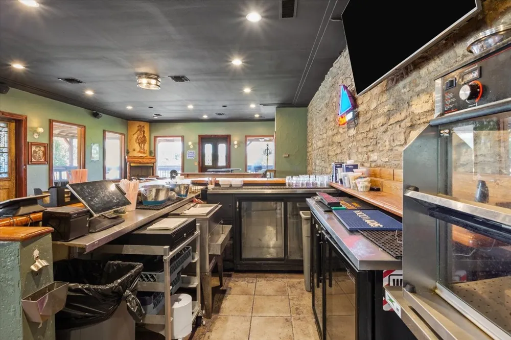 128 Pecan Street Hico, TX 76457