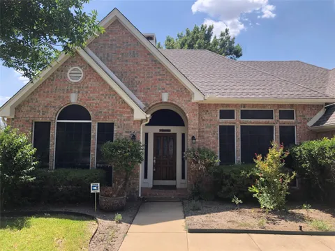 2685 Hillside Drive