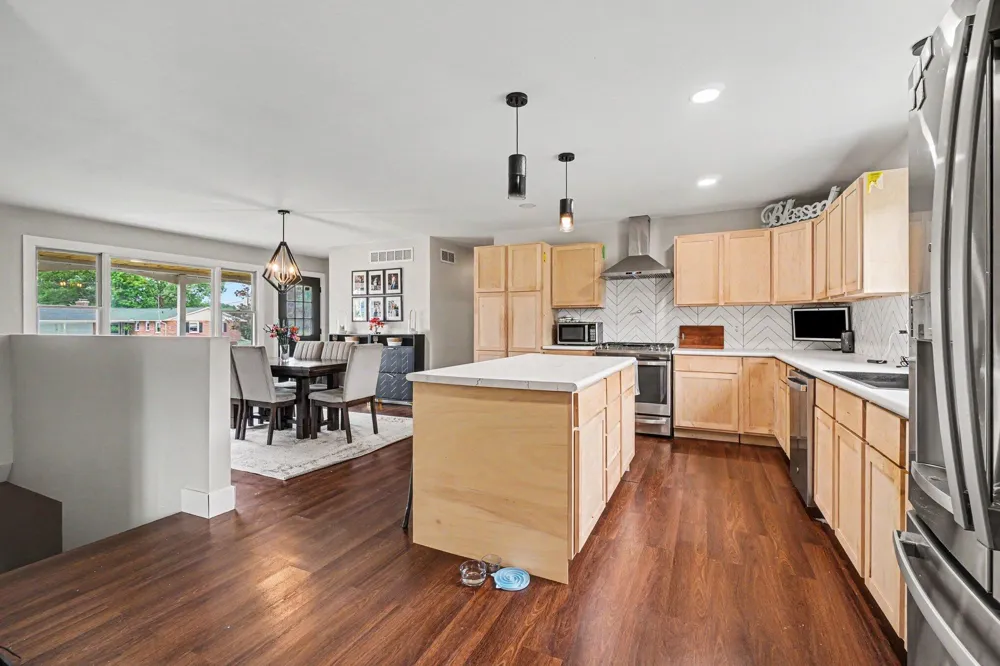 2605 Heverly Drive E Portage City, MI 49024