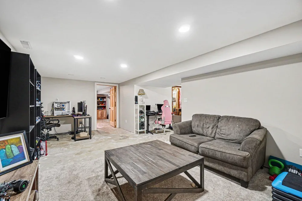 2605 Heverly Drive E Portage City, MI 49024